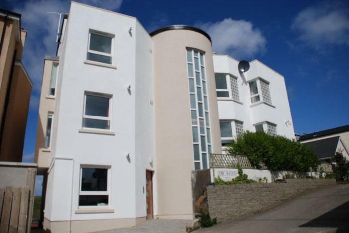 2 Ramore Ave Portrush Exterior photo